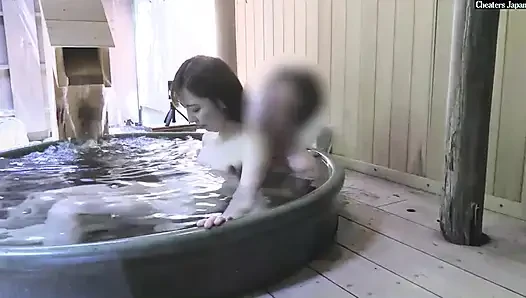 A Hot Spring Trip to Melt Her Stress Away!