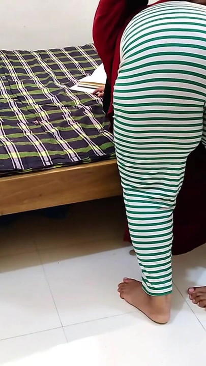 Captivating moment from "Hath Bandh kar Jabardast Choda badi Gand vali Teacher ko - Indian Muslim Female Teacher Tied Up &"