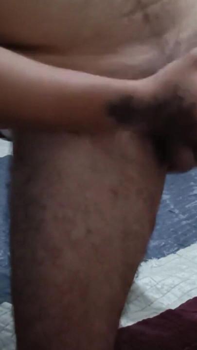 当我一个人在家的时候，小男孩苗条的身体 | 短片 1