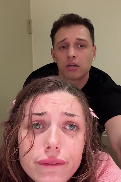 Daisy Love Fucking in a Mall Bathroom