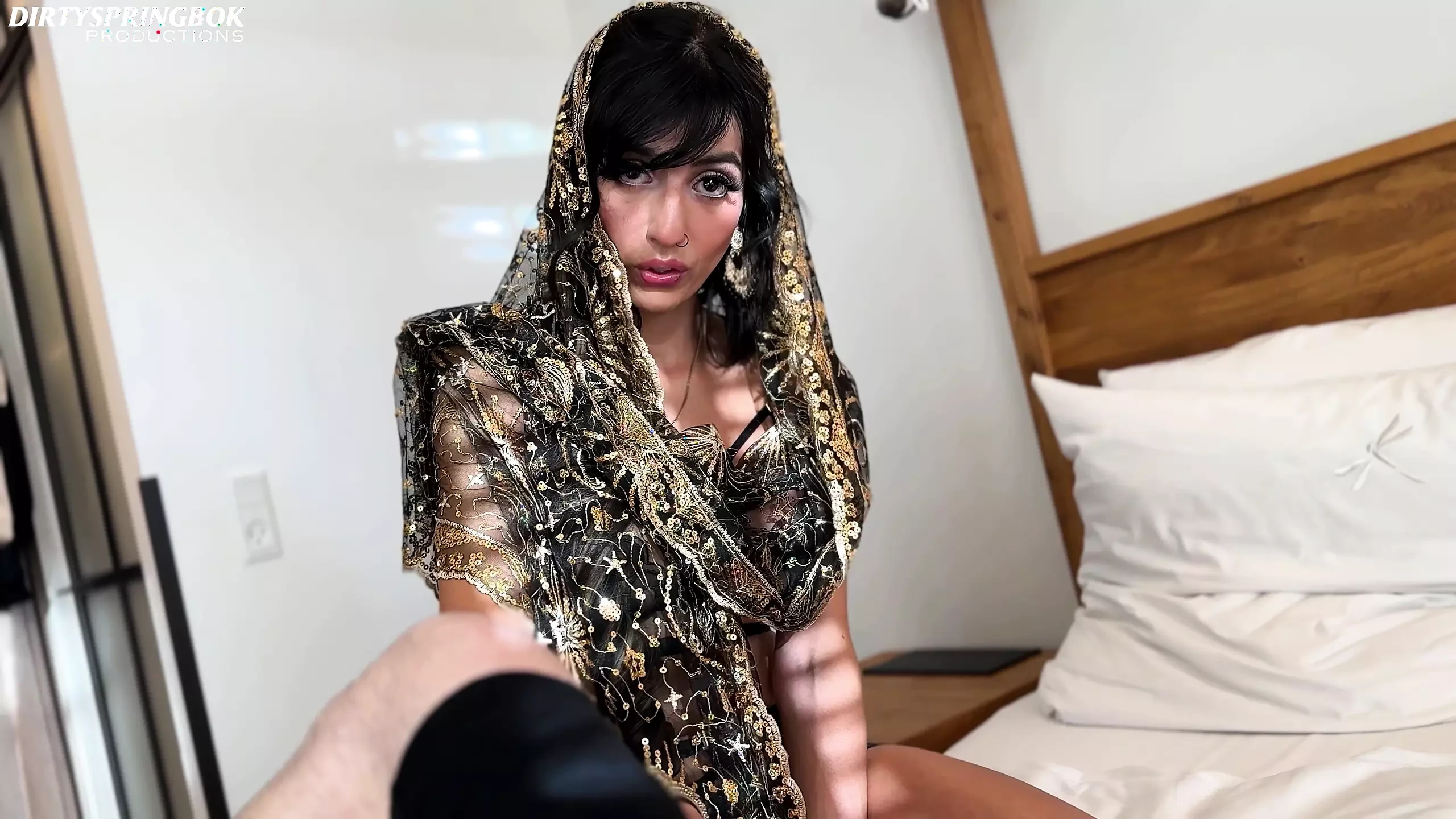 Aaliyah Yasin slaat het familie Eid-feestje over om DirtySpringbok te neuken