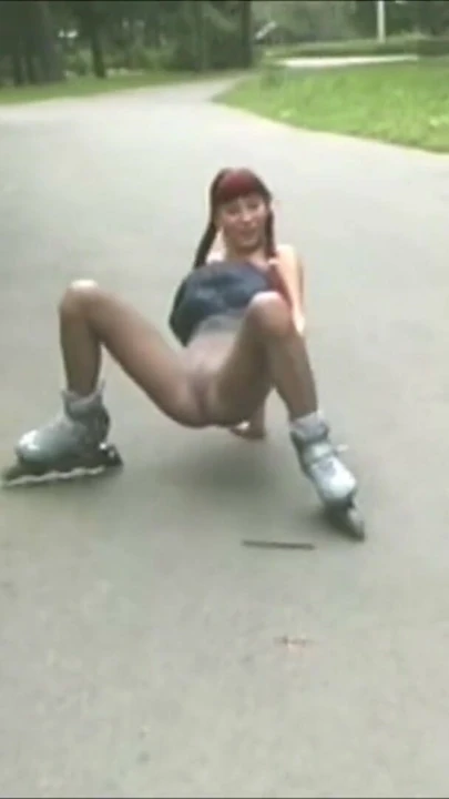 Retro Pantyhose VIdeo Of Teen Ira Skating Outside Stripping Off Clothes | Clip 1