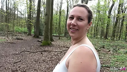 Boy Seduce German Curvy BBW Mature Kathy Deep to Suck His Dick at Public Place