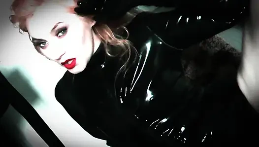 Я тебя не обожаю