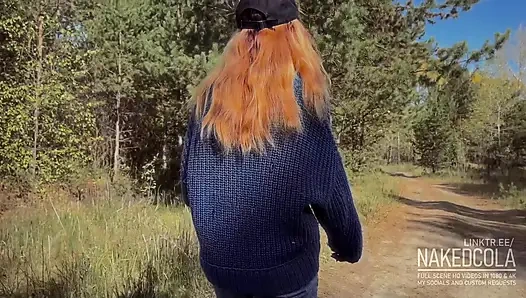 Stiefschwester zog mich für einen blowjob in den wald - NakedCola