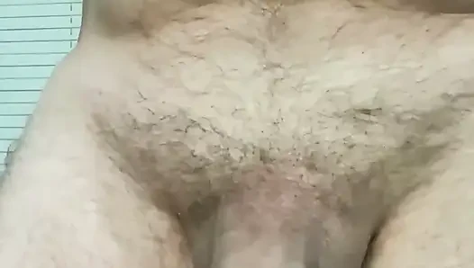 Evli kadın böyle küçük bir yarağa sahip olduğu için kocasına boğaların yarağını emdiriyor