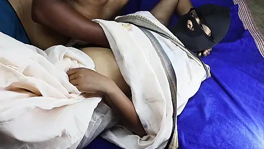 Su ve süt içiyorum seks fuking saloni 60