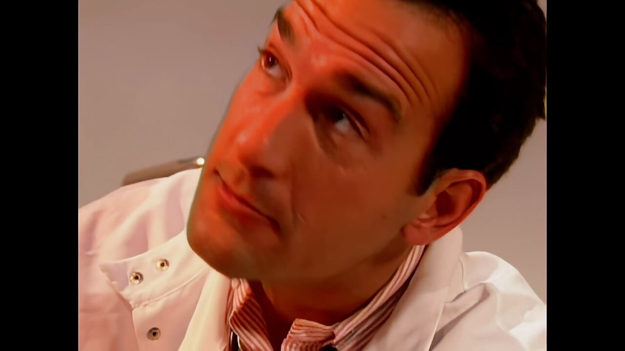 Tommi Rose: a Perfect Ass for a Lucky Doctor