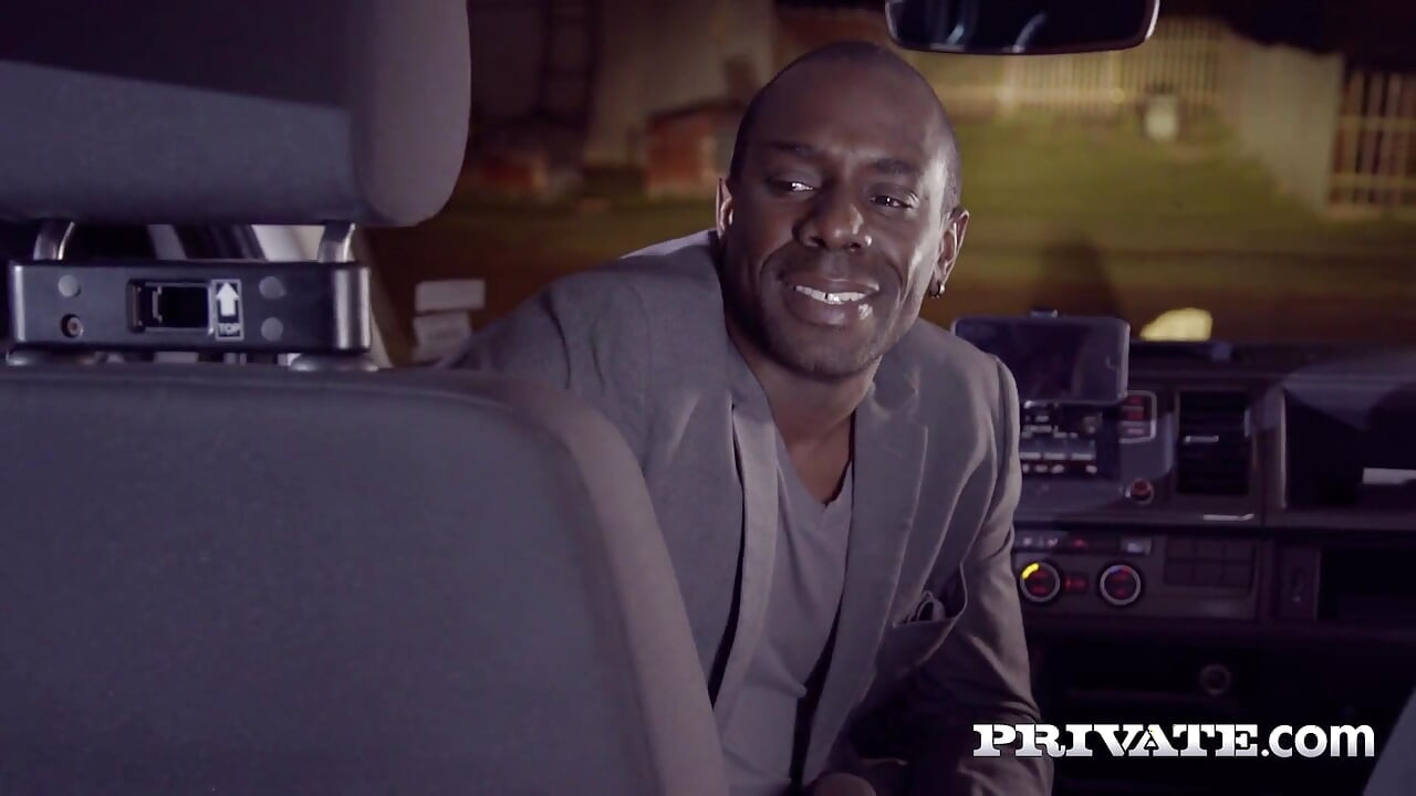 Ornella Morgan fuck her man in the back seat