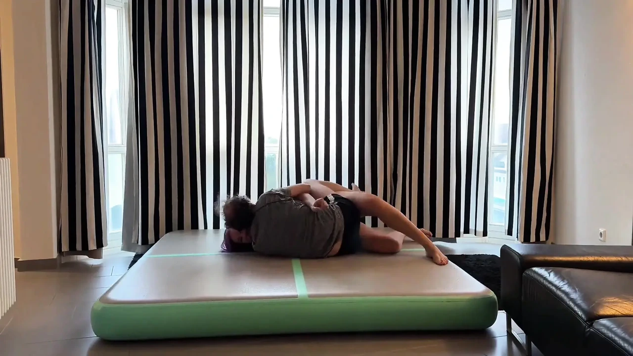 Đấu vật hỗn hợp, ngồi mặt