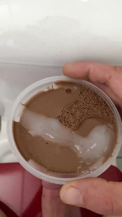 在甜點中加入一些鮮奶油