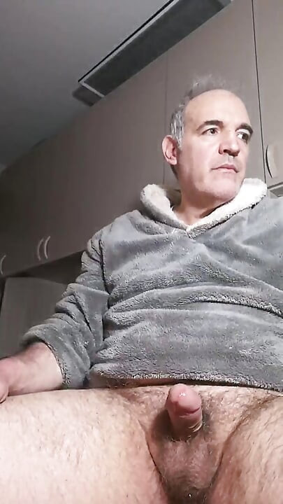 February 10 Online Evening Show with Cumshot in Your Face!