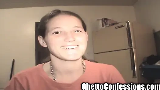 Verantwortungslose Ballleckerin Alice Brady Haufen Ghetto-schlampe Lutscht Schwanz Ohne Fick Prick!