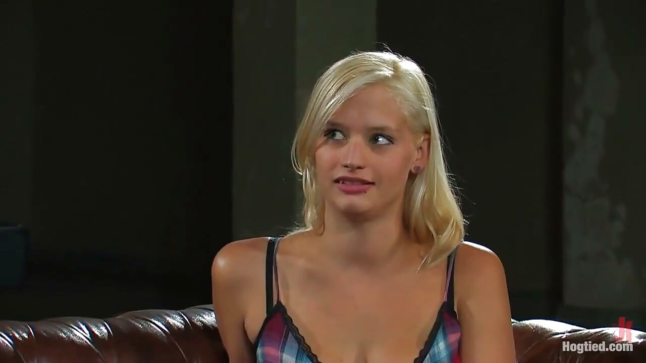 Amatör audition soffa: Lacey Jane är en tuff tik!