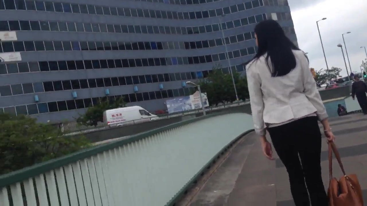 Last clip of sexy bitch b4 she Goes...