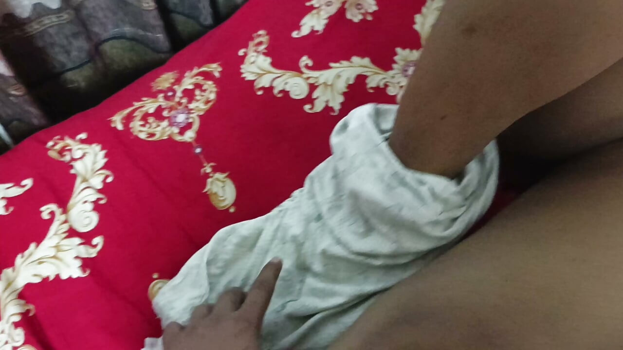 meia-irmã super quente com meio-irmão como uma bunda grande e grande