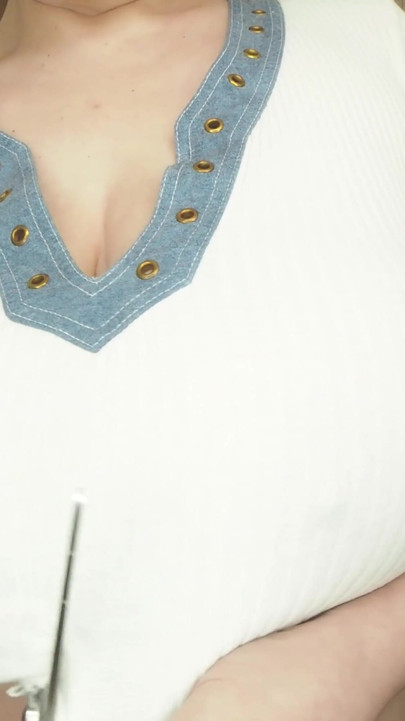 I Cut My Top with Scissors so That My Boobs Come Out