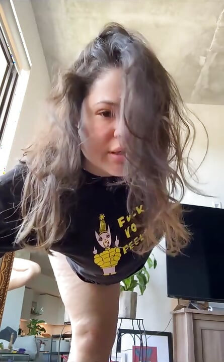 Transmissão ao vivo com Dani Valentina