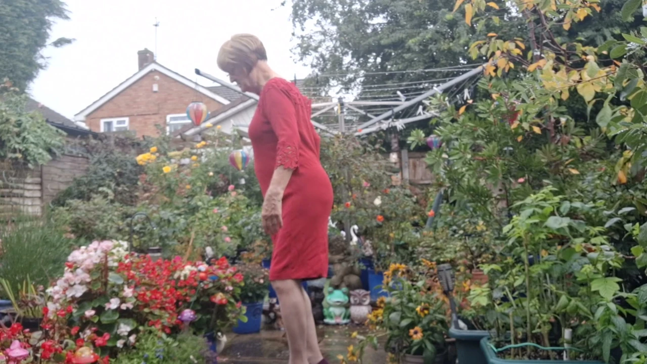 My dress no knickers,Colleen