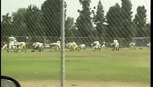 Sevimli genç sürtük amını siktiriyor