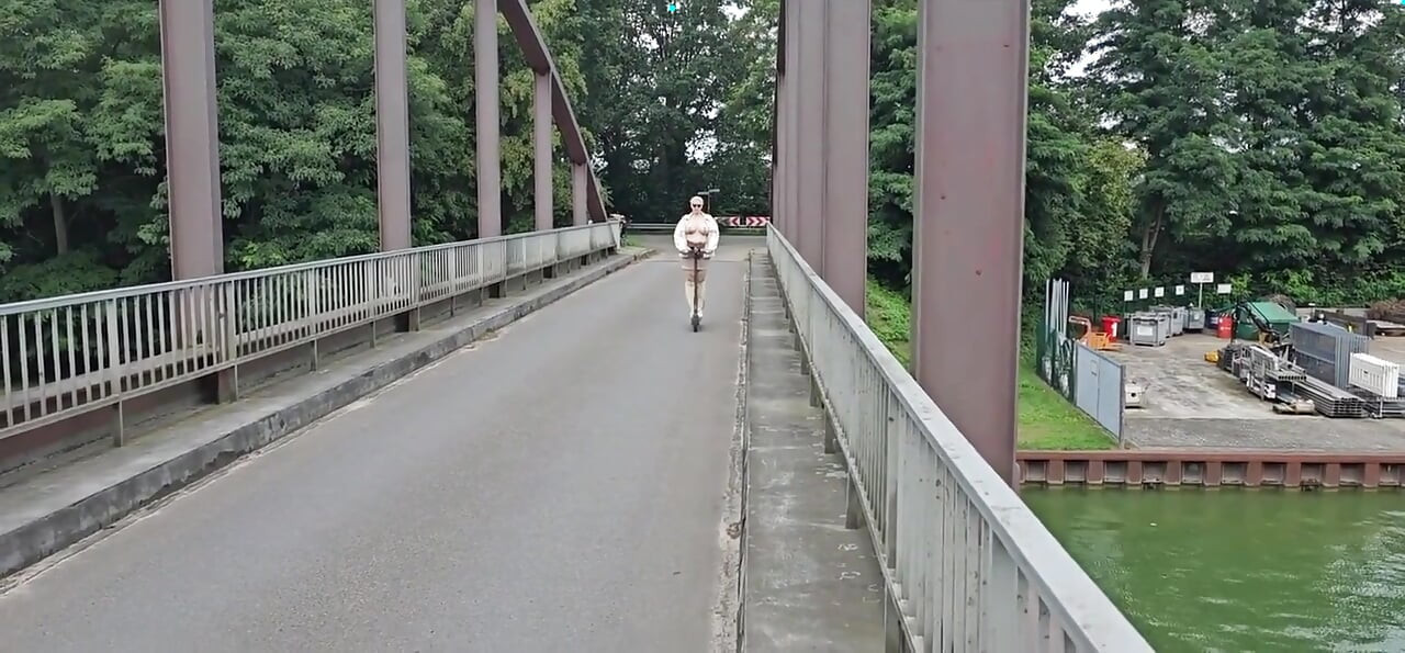 Frívola na estrada