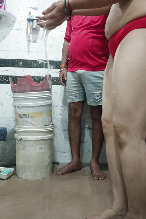 Priya bhabi red painty big ass show
