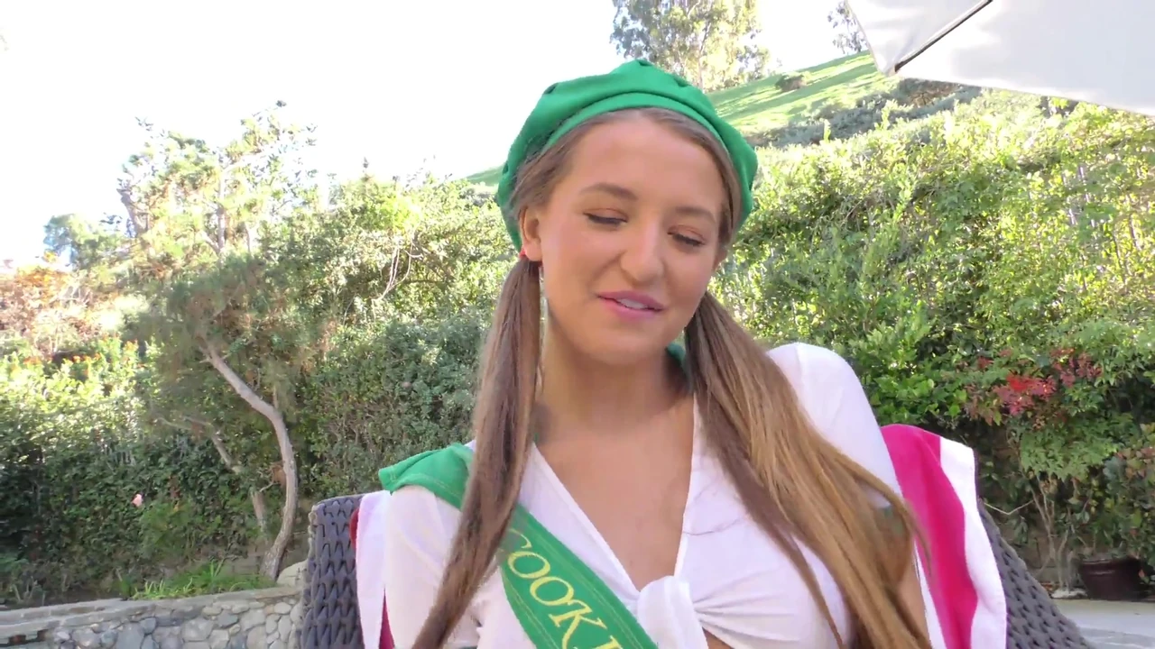 Girl Scout Gives Up Her Juicy Pussy To Lucky Older Man