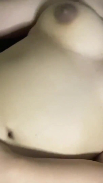 Must-share moment from "That night I saw her naked and I immediately asked her to have sex until ejaculation"
