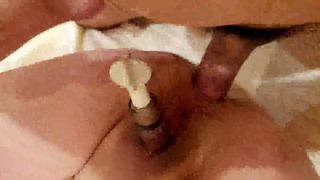Paffuto schiavo anale scopata con clitoride
