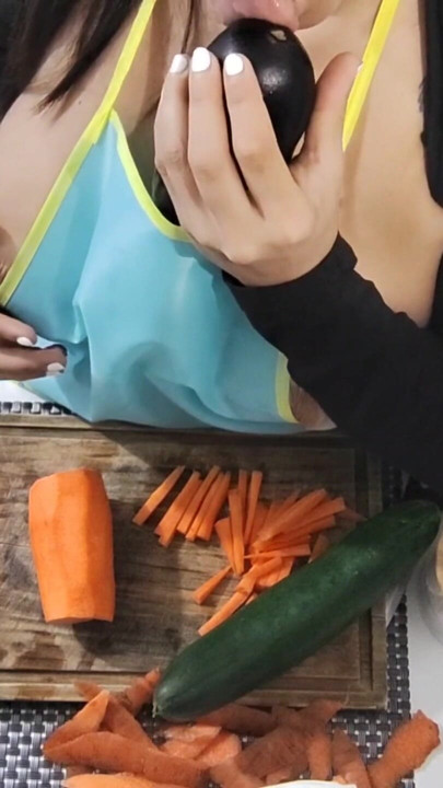 I shove a huge cucumber up my hungry asshole - Fetish | Clip 1