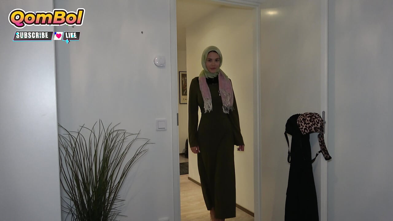 Turkish Stepsister With Hijab Wants Sex Before Parents Come Back Home