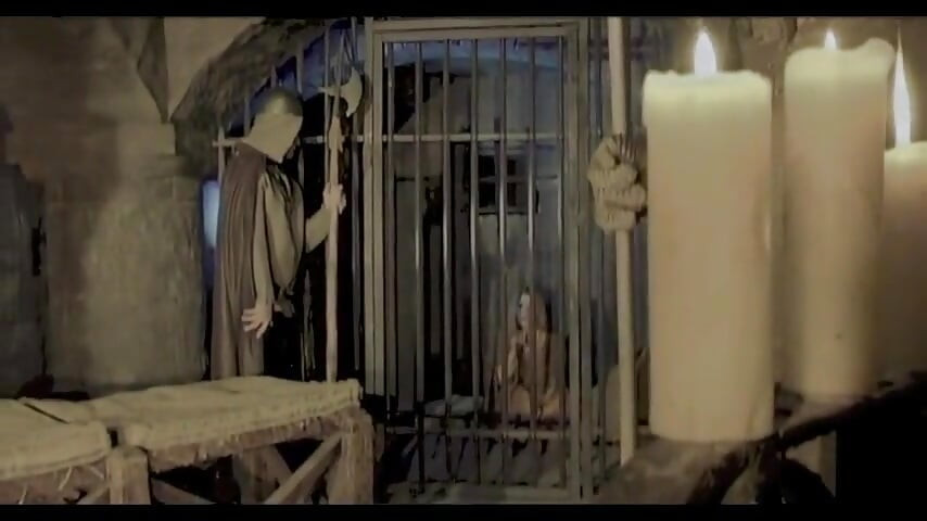 Mahkum Gardiyan Tarafından Sikildi