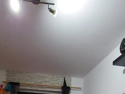 Massagem e chutes no pé