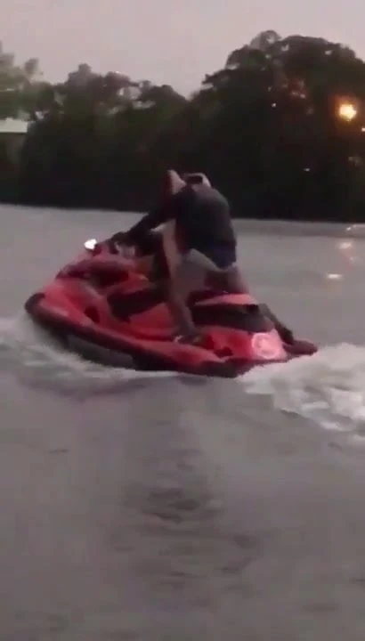 Jet ski fuck