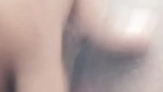 Mom bige passy