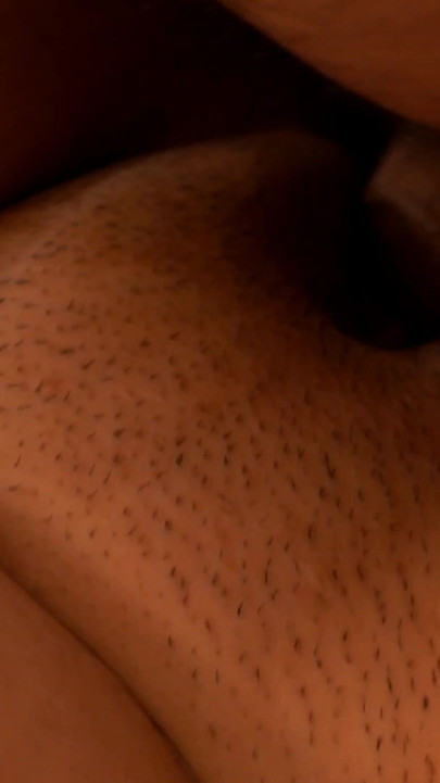 คู่รัก Desi อินเดียเย็ดฮาร์ดคอร์ในคืนแต่งงาน คลิป 1