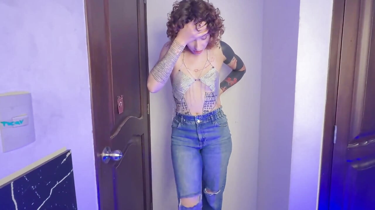Desesperada e Envergonhada, Eu Molho Minha Calça Jeans