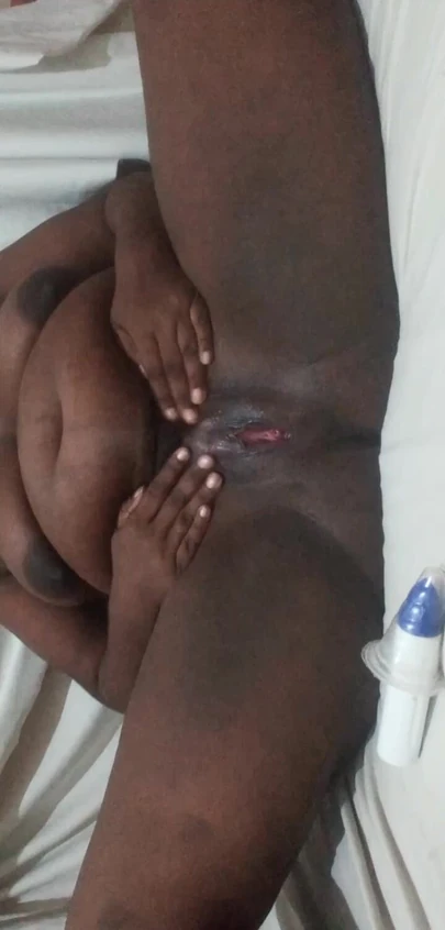 Sri lanka house wife shetyyy black chubby pussy new video fuck with jelly cup