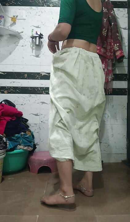 Priya Bhabi Hot Video Shoot