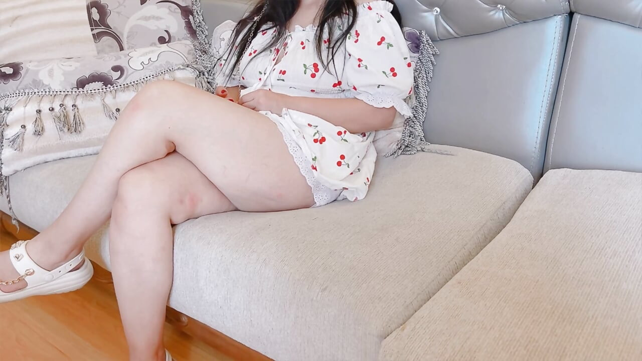 Fuck teen girl while wife was not at home creampie teen girl
