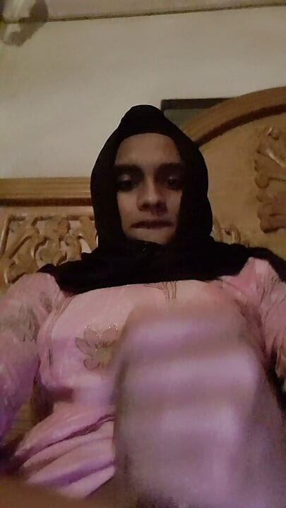 Desi hot crossdresser self pleasure