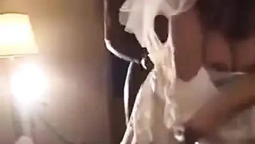 Милфа куколда - жена, которая изменяет