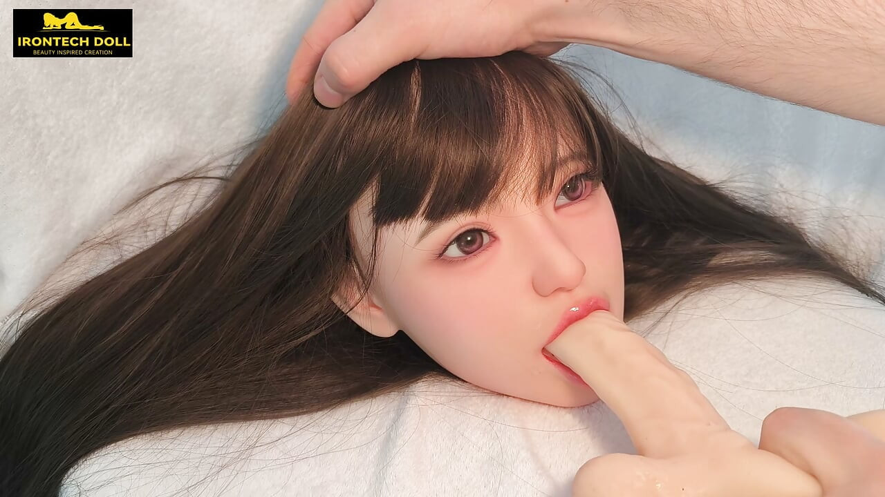 Finally it is here! New Irontech doll head Ros Max! Made from premium Silicone, movable jaw!