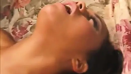 Player licks and fucks good black pussy in girlfriend's room