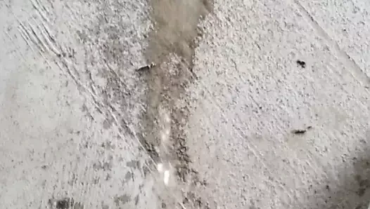 parkta kamu pissing