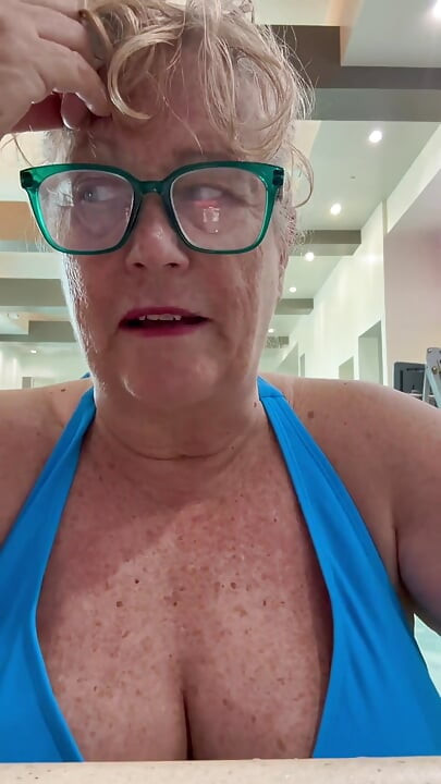 Pooltime Titties