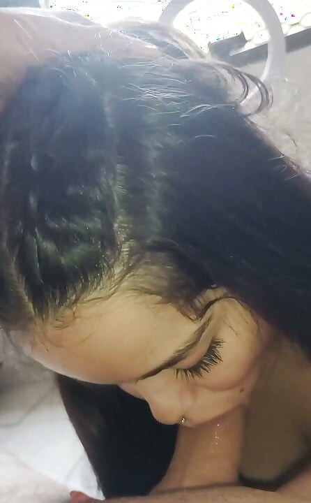 It Was Supposed to Be a Break in Recording, but She Couldn't Resist the Urge to Suck