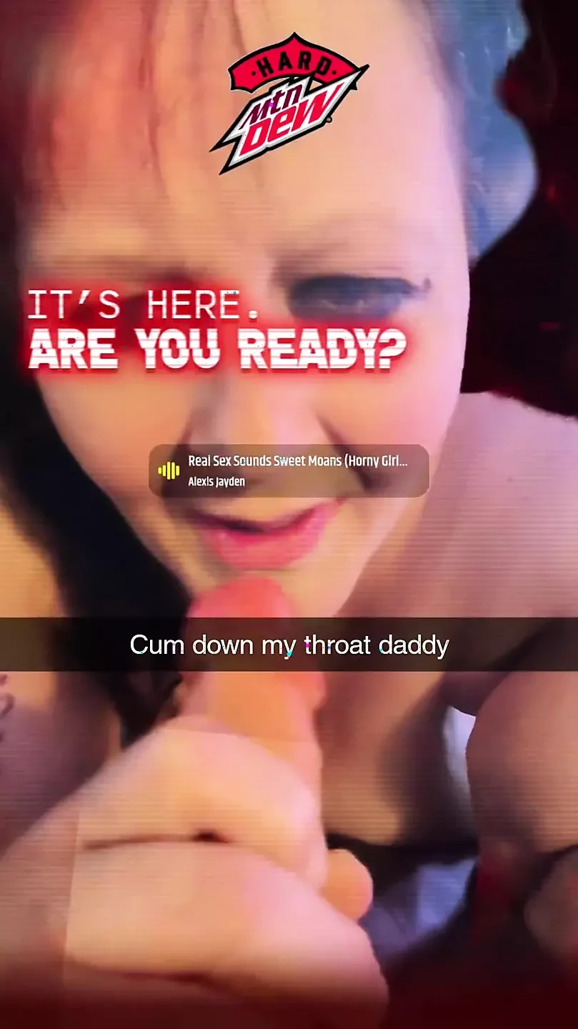 渴望鸡巴的胖婊子被乳白色的精液塞满