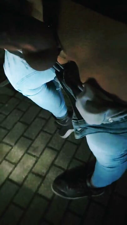Slutboyben CAM4 Cruising Cumshots Infront of Voyeurs Car