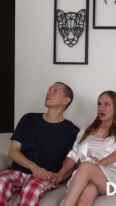 HANNAH SEES HER STEPDAUGHTER FUCK HER NEW BOYFRIEND NEAR THEM WATCHING TV, GETS SO HORNY, THEN BLOWS HIM UNSEEN UNTIL CAUGHT. | Clip 1